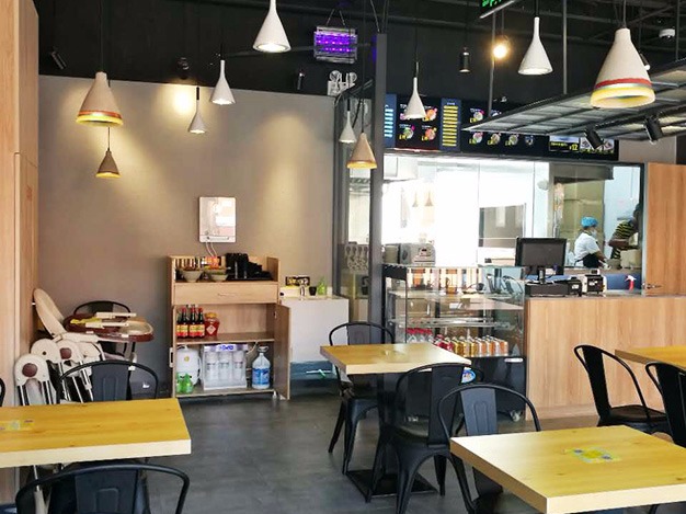 凱芙隆凈水器之餐飲行業案例——四有青年餐廳